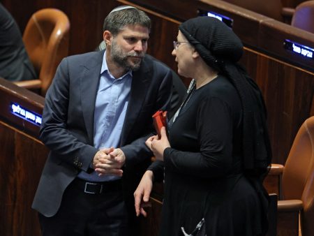 وزيرة إسرائيلية متطرفة تطالب بالتضحية بالمحتجزين لدى حماس