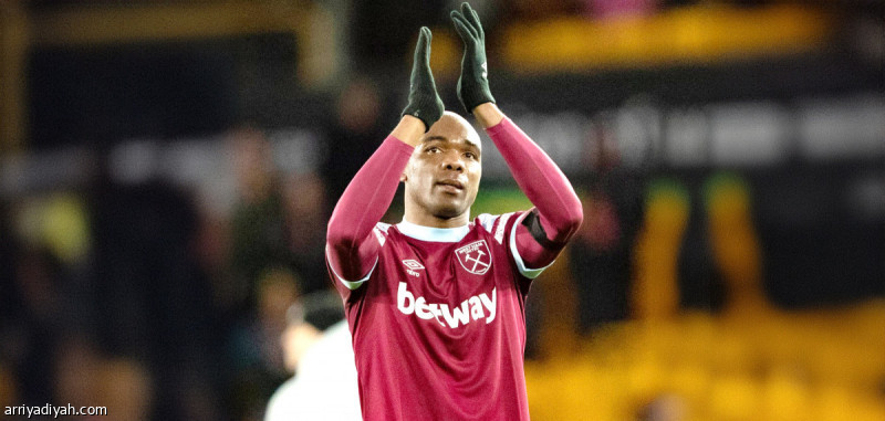 أوجبونا يترك وست هام بعد 9 أعوام