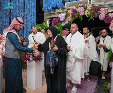 وصول الفوج الأول من حجاج روسيا إلى مكة المكرمة