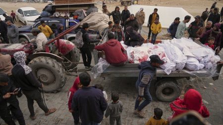 rewrite this title in Arabic At least 85 killed in Israeli strikes in Gaza, health authorities say