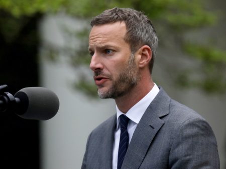 بولر متفائل بشأن اتفاق جديد ويصف حماس بالعنيدة