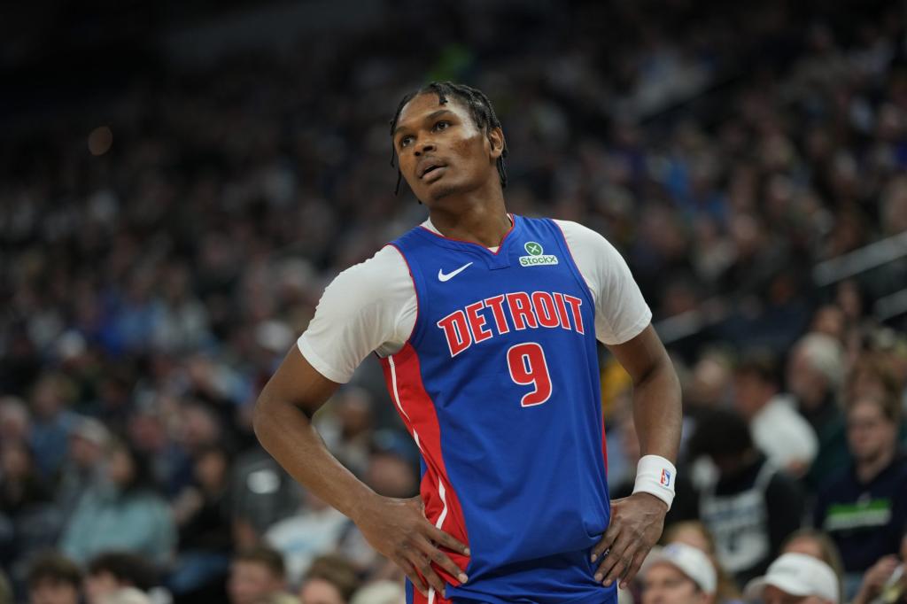 rewrite this title in Arabic Caesars Sportsbook promo code POSTBETDYW: Knicks vs. Pistons odds, prediction