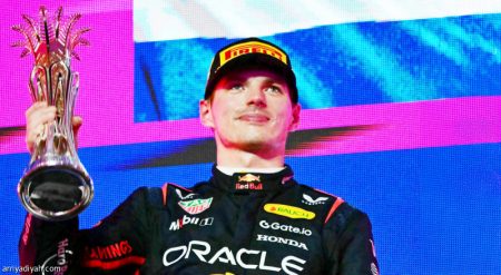 بعد العقوبة.. فيرستابن يفضل الصمت