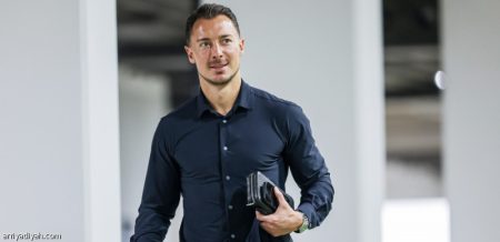 يايسله يثبّت تشكيلة «الخماسية»