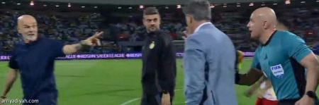 أمام حكم المونديال.. بيولي شكى إهدار الوقت