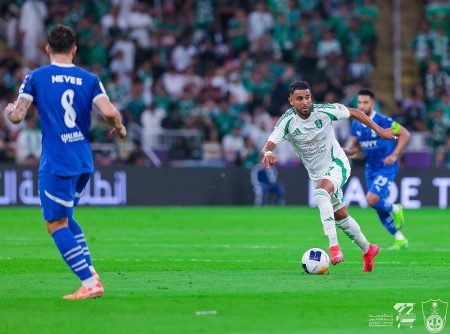 الأهلي يطيح بالهلال ويبلغ نهائي دوري أبطال آسيا للنخبة
