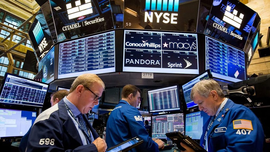 مؤشرات الأسهم الأمريكية تغلق تعاملات الاثنين على تراجع