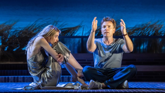 rewrite this title in Arabic Ewan McGregor struggles to animate My Master Builder — theatre review