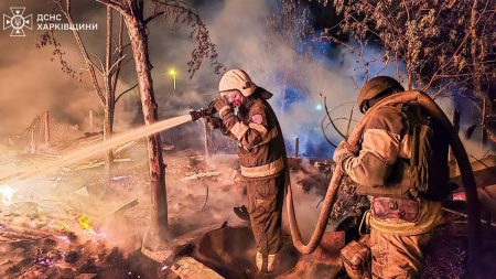 rewrite this title in Arabic Video. Footage shows aftermath of Russian strikes on Odesa and Sumy