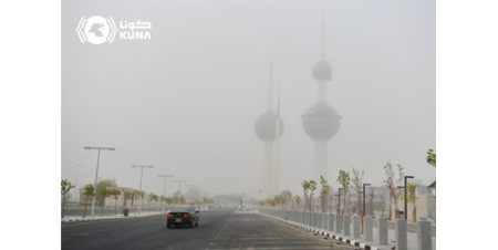 «الأرصاد الجوية»: نشاط للرياح وبعض الهبات السريعة تسببت بانخفاض الرؤية على بعض المناطق