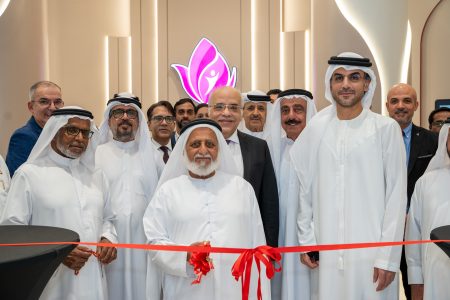 كبار المواطنين بدبي يفتتحون مركز “تداوي” الطبي بالبرشاء