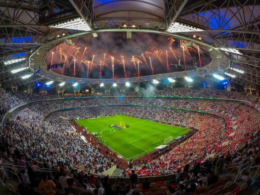 الرياضيون يعبّرون عن سعادتهم بتشريف خادم الحرمين الشريفين نهائي أغلى الكؤوس