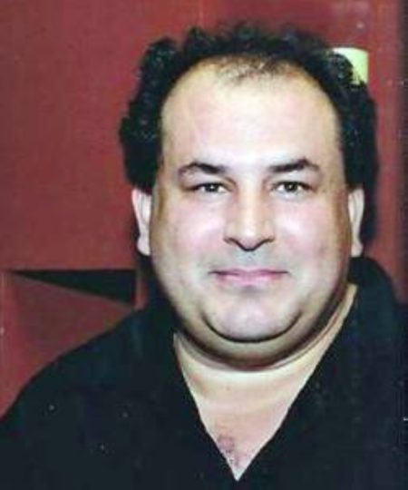 هذه رفاةُ حُبِّكِ سأنثرُها في العراء