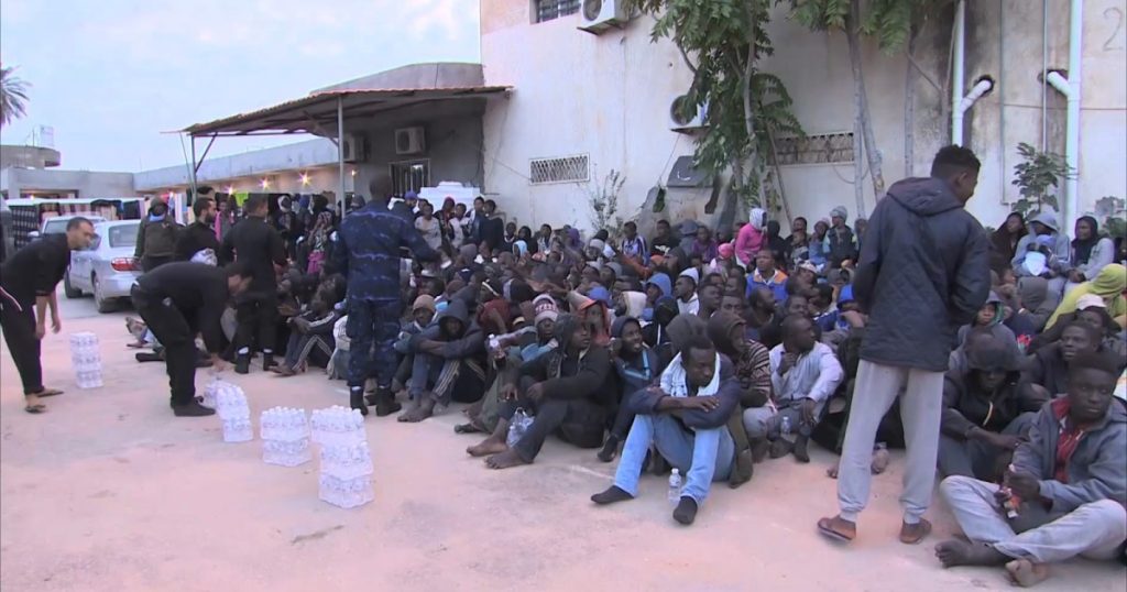 رايتس ووتش تدعو الولايات المتحدة للامتناع عن ترحيل المهاجرين قسرا لليبيا