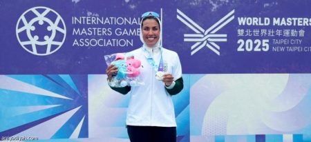 إسراء تحصد فضية تجديف الأساتذة