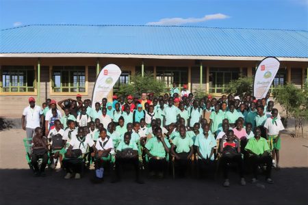 مؤسسة التعليم فوق الجميع تغير حياة آلاف اللاجئين بكينيا