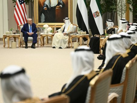 ترامب يختتم في الإمارات جولته الخليجية