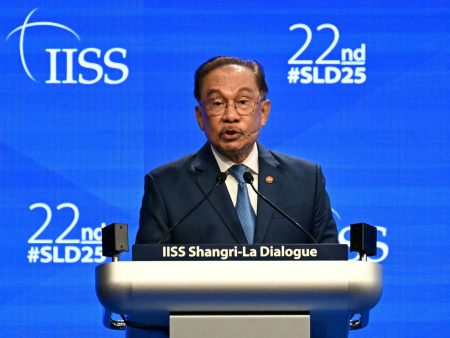 رئيس وزراء ماليزيا: إبادة غزة اختبار لضميرنا الجمعي