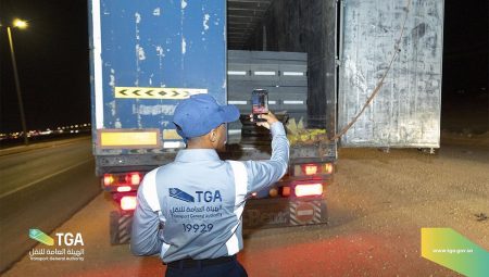 «العامة للنقل»: حجز 14 شاحنة أجنبية مخالفة لأنظمة النقل داخل المملكة