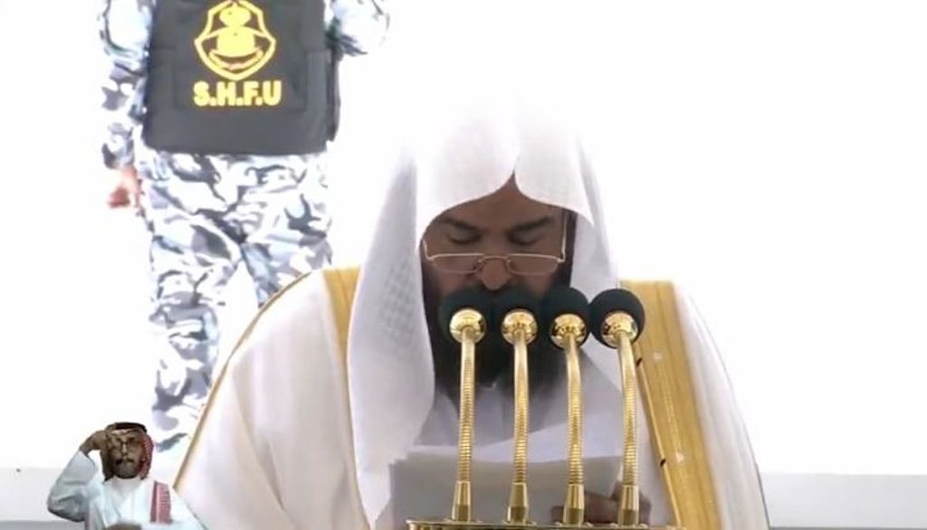 خطيب المسجد الحرام: اللهم وفق القيادة الرشيدة لما تقدمه في خدمة الحرمين