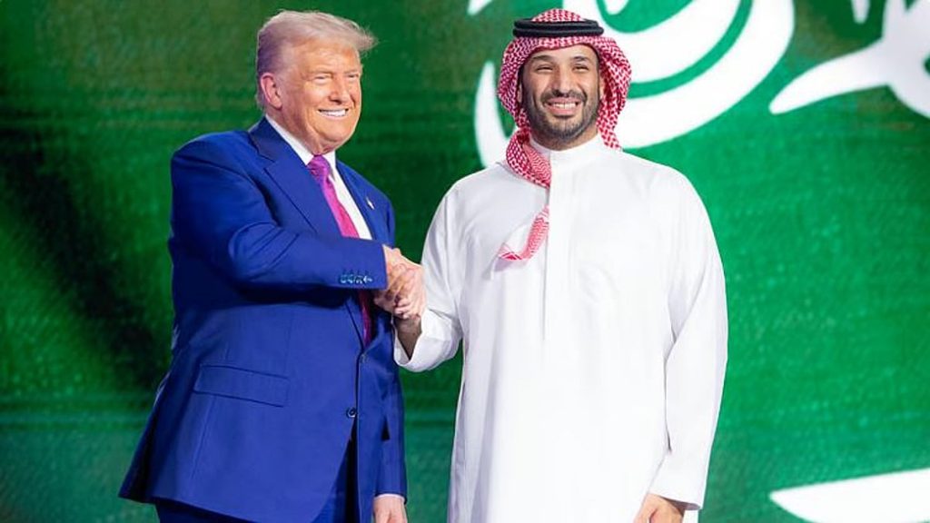 قادة دول الخليج يتوافدون إلى الرياض للمشاركة في القمة الخليجية – الأمريكية