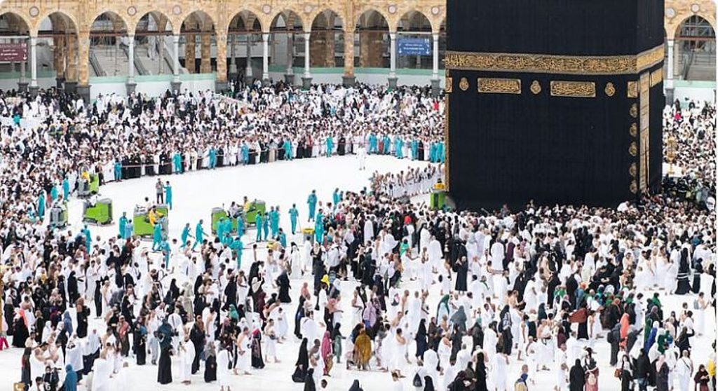 «شؤون الحرمين» تعلن جاهزية صحن المطاف لاستقبال 107,000 طائف في الساعة خلال موسم حج 1446ه