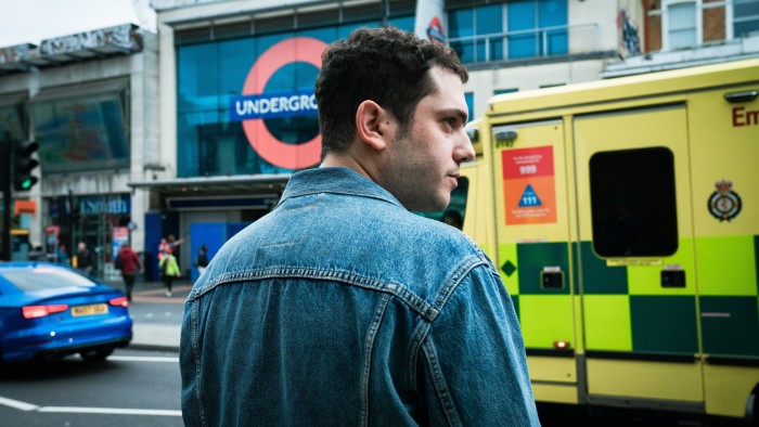 rewrite this title in Arabic Suspect: The Shooting of Jean Charles de Menezes TV review — unflinching dramatisation of the death of an innocent civilian