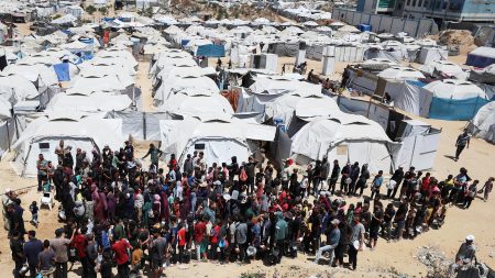 صحف عالمية: تحذيرات من تفاقم الأزمة الإنسانية في غزة