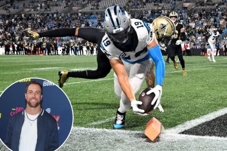 rewrite this title in Arabic Panthers receiver Adam Thielen hints at retirement after 2025: ‘Winding down’