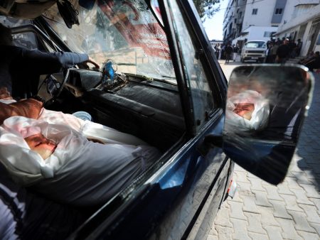 غارات كثيفة على البلدة القديمة بغزة وعمليات للمقاومة شمال وجنوب القطاع