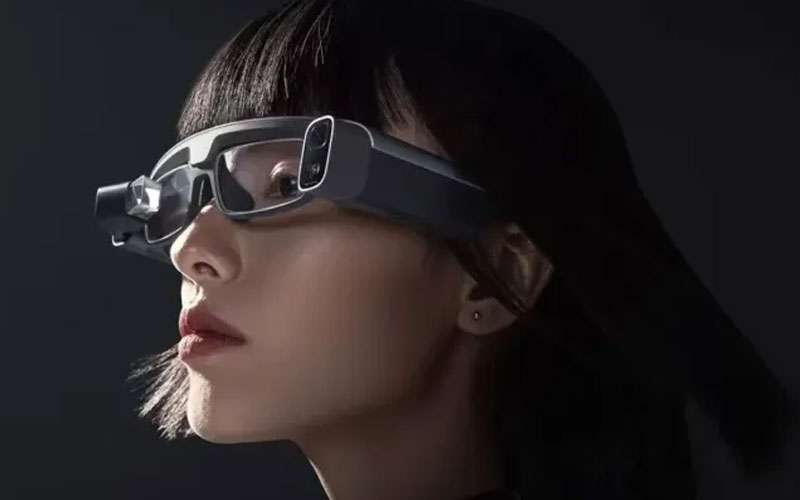 مارك زوكربيرج يرسم ملامح ما بعد الهاتف الذكي.. نظارات ذكية وعالم بلا شاشات