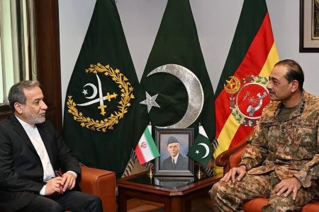 هل يدفع شبح إسرائيل لتسريع التحالف بين إيران وباكستان؟