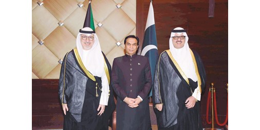 السفير الباكستاني: نشيد بالموقف الكويتي المتزن والمرتكز على مبادئ التهدئة والحوار