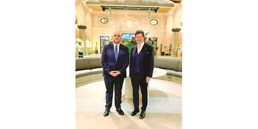 سفيرنا لدى السويد يبحث مع رئيس البرلمان السويدي العلاقات الثنائية وسبل تنميتها