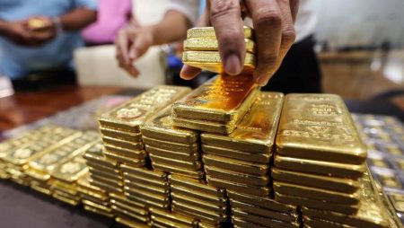 انخفاض أسعار «المعدن الأصفر»