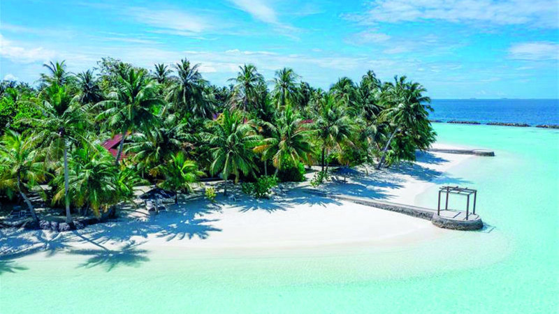 «دناتا للسفريات» و«الإمارات للعطلات» تروّجان للسياحة في المالديف