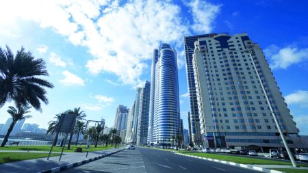 رسوم تصديق عقود إيجارات الشارقة بين «الشروط غير العادلة» و«الاتفاق بالتراضي»