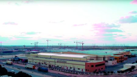 «البركة للتمور».. نموذج ريادي لنمو الصناعات الغذائية المبتكرة في دبي