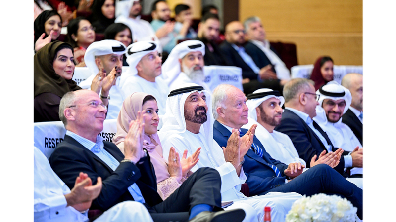 أحمد بن سعيد: «مجموعة الإمارات» تحفّز التقدّم في الذكاء الاصطناعي وتسريع التحول الرقمي