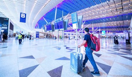 12 مادة يُحظر دخولها إلى مطار المؤسِّس