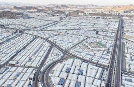 مشعر منى يرتدي أجمل الحلل لاستقبال الحجاج