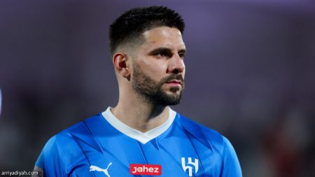 ميترو مستمر مع الهلال