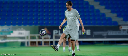 إنزاجي يبقي على أربعة من طاقم جيسوس