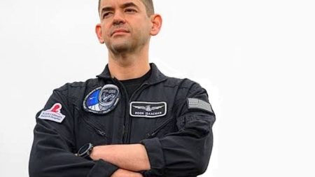 ترامب يسحب ترشيحه لحليف إيلون ماسك لقيادة ناسا