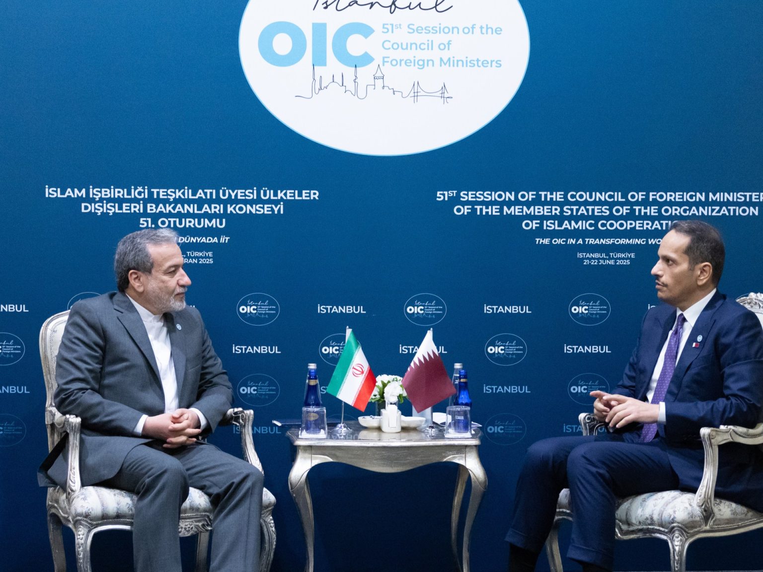 رئيس وزراء قطر يبحث مع عراقجي العدوان الإسرائيلي ويشدد على الجهود الدبلوماسية