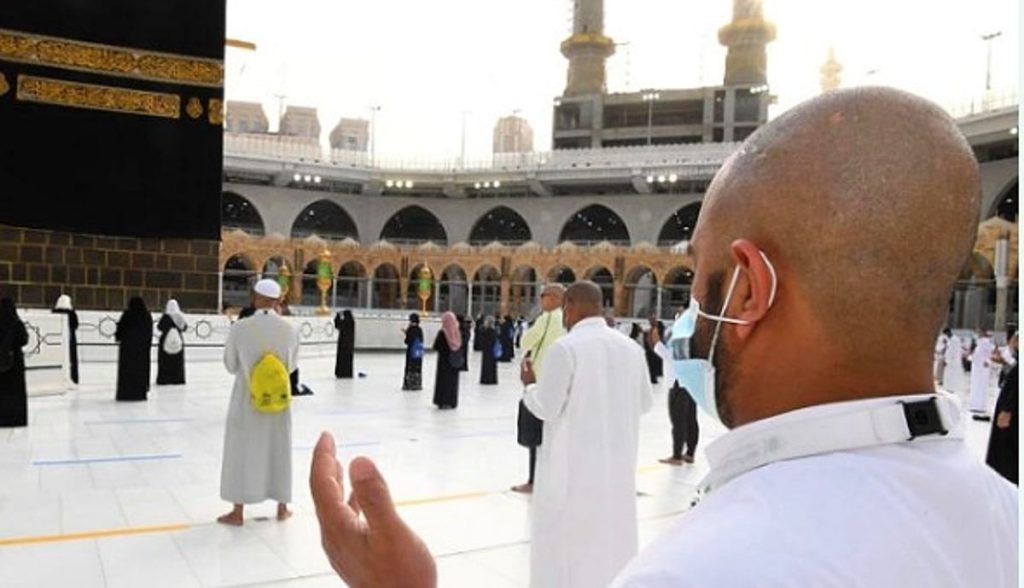 مسؤولون وعلماء باكستانيون يشيدون بدور المملكة الرائد في خدمة الإسلام والمسلمين