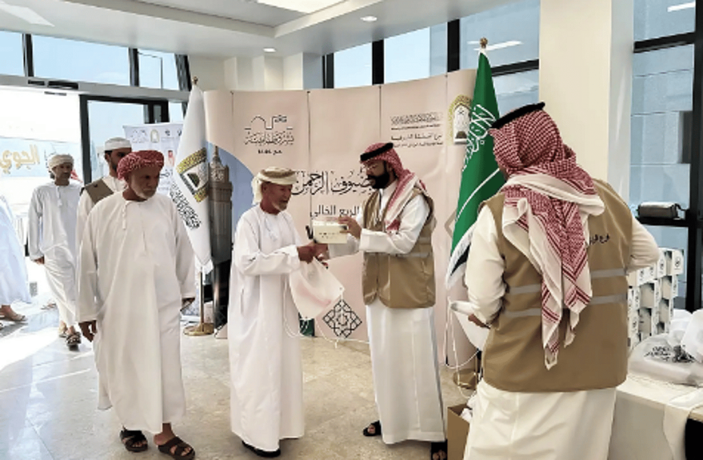 "الشؤون الإسلامية" تقدم خدماتها لأكثر من 2700 حاج في منفذ الربع الخالي وتوزّع 11 ألف مادة توعوية وتعريفية
