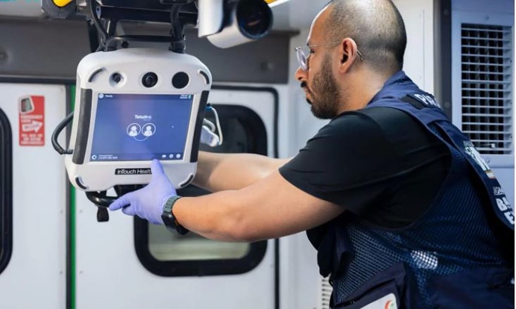 خلال 16 دقيقة.. العربة الصحية الأولى من نوعها في الشرق الأوسط تنقذ حاجًا أوغنديًا من نزيف دماغي حاد