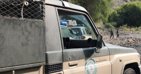 دوريات الأفواج الأمنية بجازان تحبط تهريب 159 كيلوجرامًا من القات