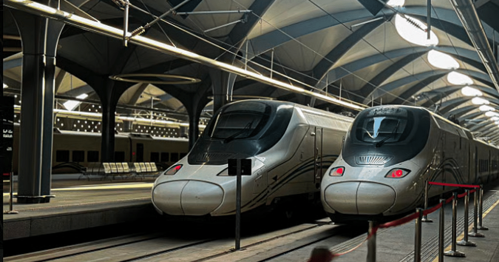 قطار الحرمين السريع يُسيّر رحلة كل ساعة من مطار الملك عبدالعزيز إلى مكة المكرمة